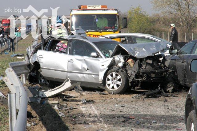 Смятат скоростта на всички коли в мелето на Тракия