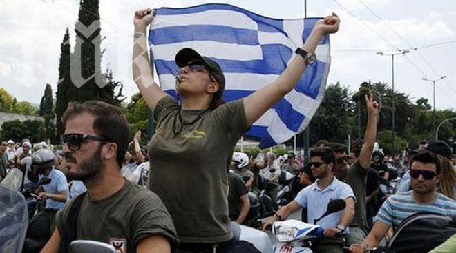 24-часова всеобща стачка блокира Гърция