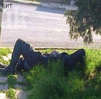 Пиян полицай с два пистолета бе арестуван пред училище! (снимка)