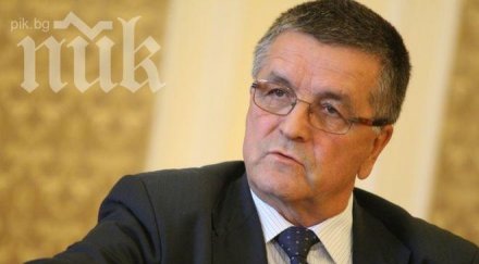 имамов трудно работи без атака проблемът кворума изключителен