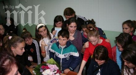 станка златева срещна ученици хуманитарна гимназия