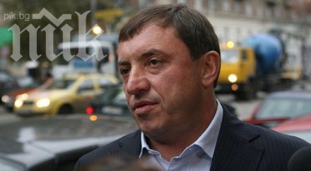 съдът разреши алексей петров лекува австрия джотолов отива работа лондон