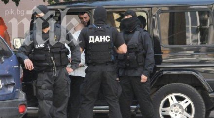 разбиха канал незаконен трафик чужденци оряхово