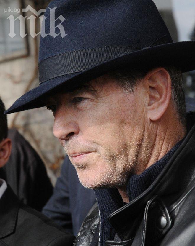 Пиърс Броснан прави опит за самоубийство (видео)