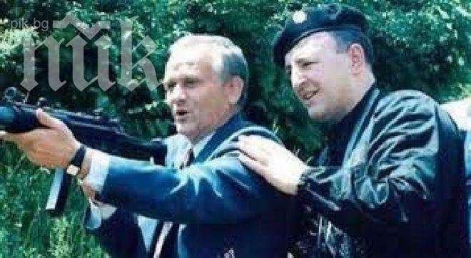 ФК Сараево разкара Люпко Петрович заради скандална снимка с Аркан