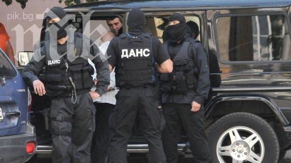 Разбиха канал за незаконен трафик на чужденци в Оряхово