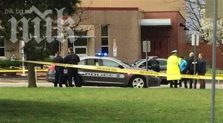 масова стрелба сащ трима убити