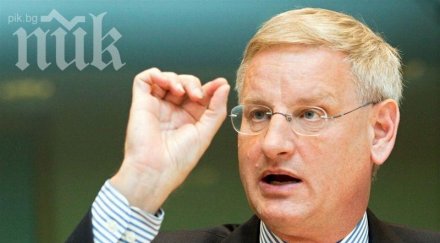 карл билд русия сама наказа