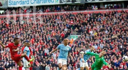 ливърпул пречупи манчестър сити луд мач продължава мечтае