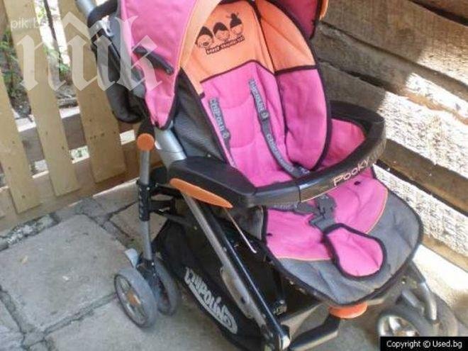 Ужас! Майка изпусна количката с бебето си по стълбите