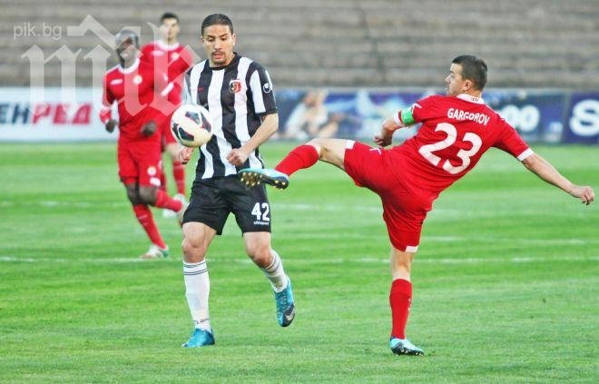 Локо Пд победи ЦСКА с 2:0! (обновена)