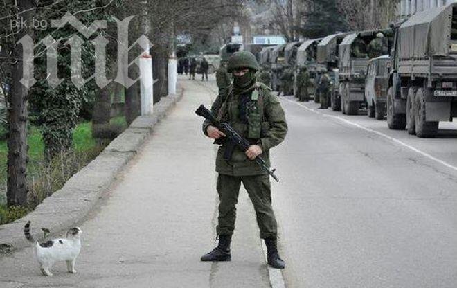 Въоръжени завземат и украинския град Харцизск