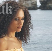 Колега на Мариана Попова изригна: Тя не може да пее, избърсва всичко с г*за си и го хвърля на боклука!