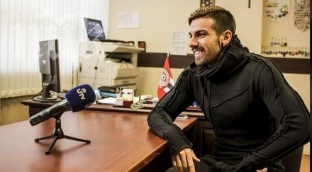 благо георгиев завърна софия потрошена ръка снимки