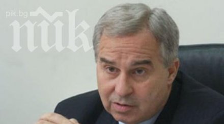 скандал откраднаха егн проф тадаръков