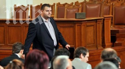 пеевски води номинациите листата дпс