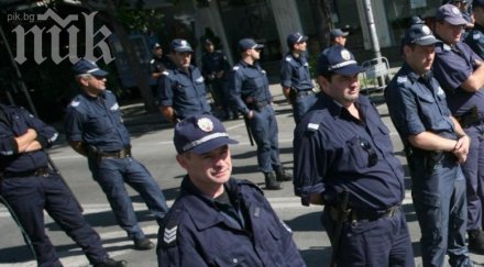 големият полицейски синдикат обяви стачна готовност