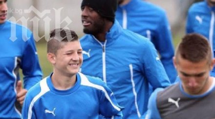 елин топузаков взе талантлив хлапак левски