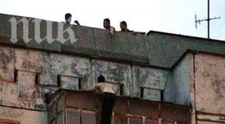 съкратиха шивачка дупница тръгна скача блока полицаи убедиха откаже