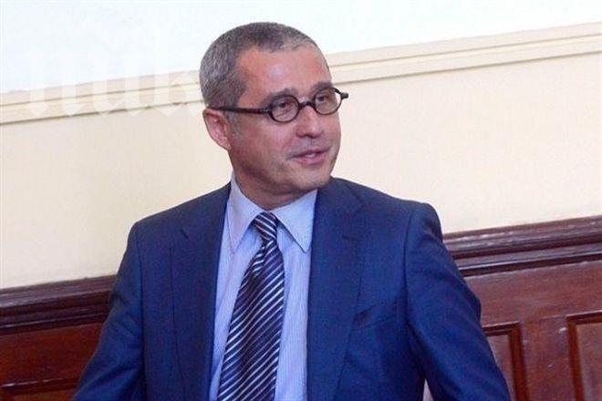 Митрополит Николай и Йордан Цонев заедно в Йерусалим за благодатния огън