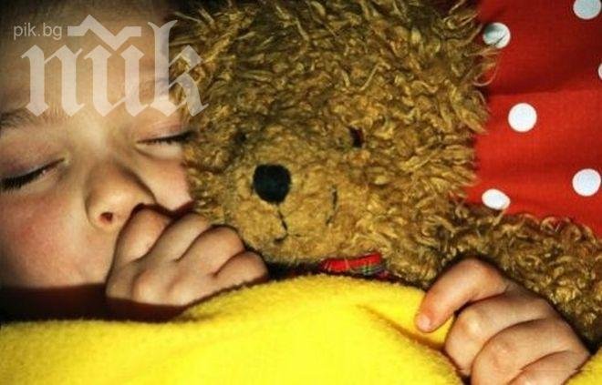 Стотици приемни родители и деца без пари по Великден