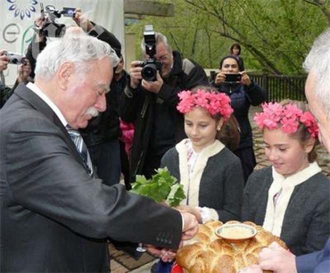 Нашествие на космонавти в Ловеч