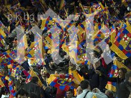 Побеснели фенове на Барселона потрошиха Местая