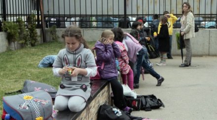 жилят бона родители бомбени хулигани