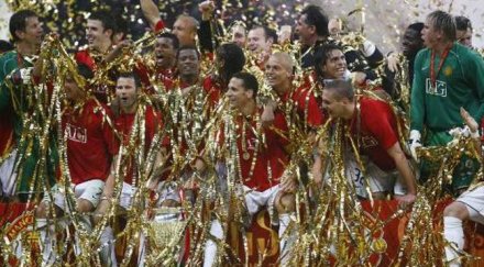 турция посрещнаха манчестър юнайтед сълзотворен газ