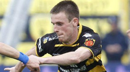 левски преговаря беглец миньор