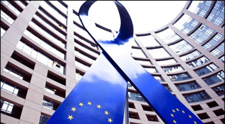 родни депутати замразяват членството