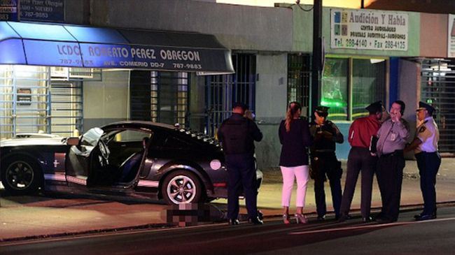 Гръмнаха в лицето световен шампион по бокс (снимки)