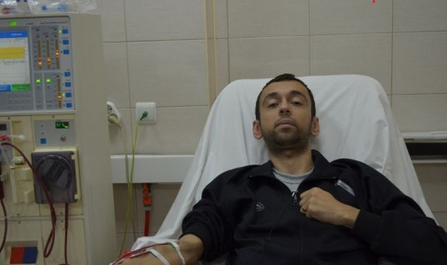 Концерт подава ръка на Виктор