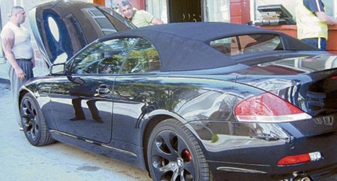 Само в ПИК: Кожодерът Ванчо Тери хукна по заведения