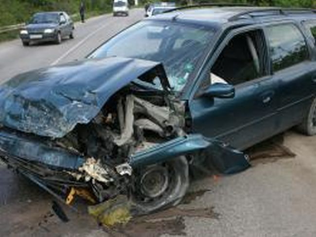 Тийнейджърка се натресе в Сузуки