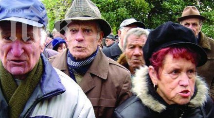 бум пенсионери година заформя млн лева дупка бюджета