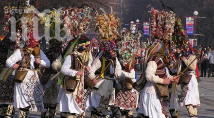 българия без цензура подпомага конен празник кукерски карнавал разложко