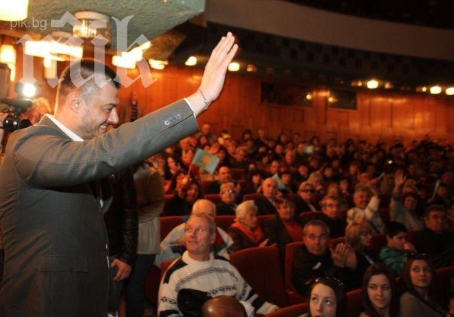 Николай Бареков: Старите политици имат провинциално мислене спрямо Европа