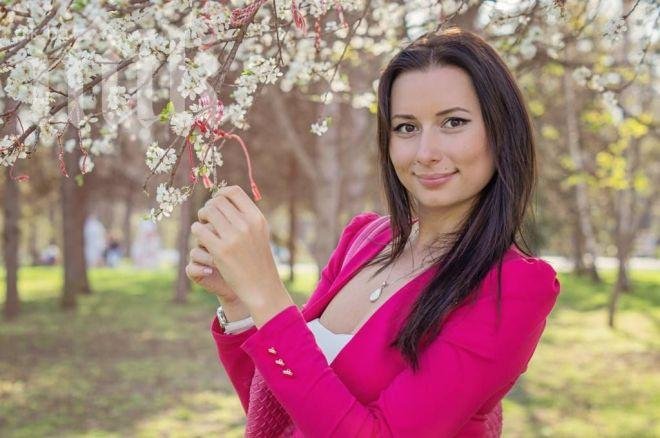 Фейсбук скочи на Наталия Кобилкина, българите бесни на сексоложката