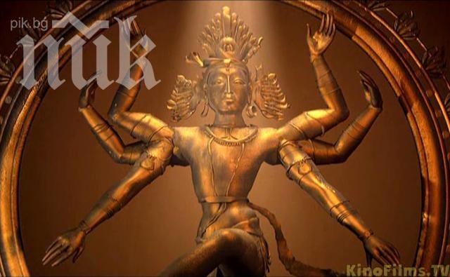 Момче с опашка е божество в Индия!