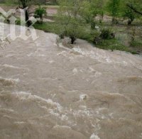 Наводнение опустоши насажденията на Лопушанския манастир (снимки)

