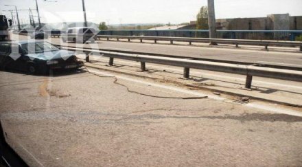 петорна катастрофа блокира аспаруховия мост варна снимка