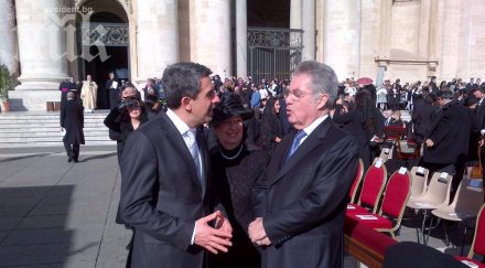 президентът плевнелиев участва церемонията канонизирането папите йоан павел йоан xxiii