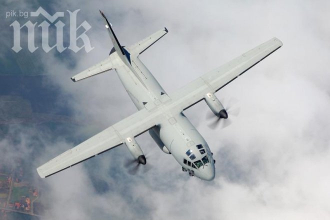 Самолет на Малайзийските авиолинии се готви за аварийно кацане в Куала Лумпур