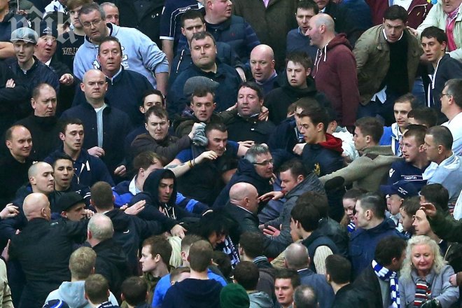 Феновете на Сити се гаврят с неволите на Юнайтед