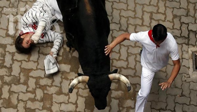 Разследват 15 испанци за присвояване на обществени средства