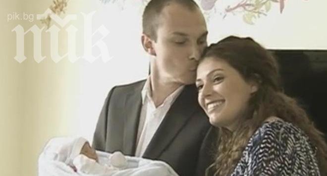 Гергана Гунчева показа малкия Самуил (снимка)