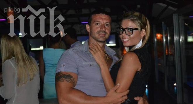 Роднините на красивата Валя са отчаяни, но решени на всичко, за да я открият! Вижте непубликуваните до момента нейни снимки!