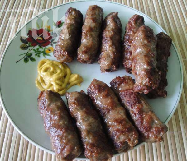 Бургаско семейство се натрови с кебапчета от боклука