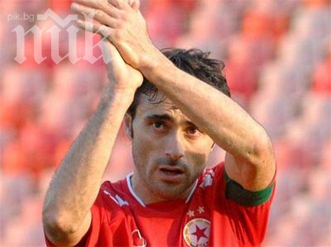 Тошко Янчев настига легендата Стефан Божков по мачове